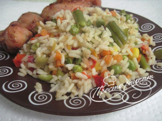 Курица с рисом и овощами в мультиварке
