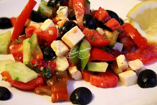Салат з оливками Грецький