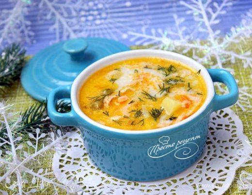 Суп с семгой, плавленым сыром и зеленым горошком