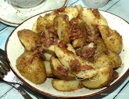 Теплый картофельный салат с беконом