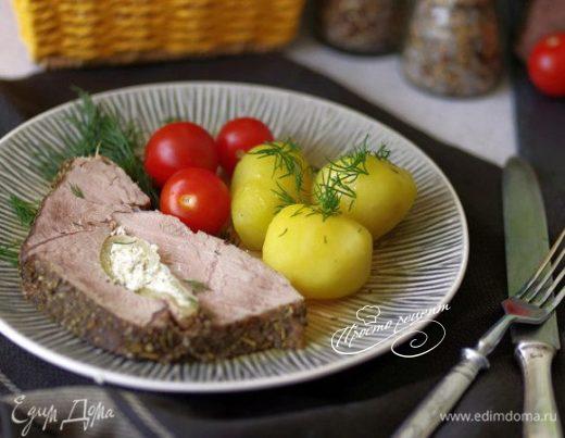 Говядина, фаршированная сыром и болгарским перцем